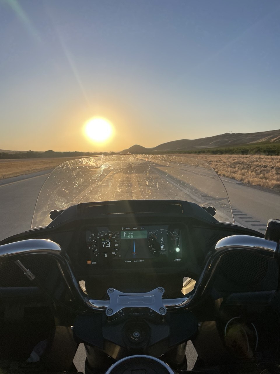 Мотор тур на рассвете